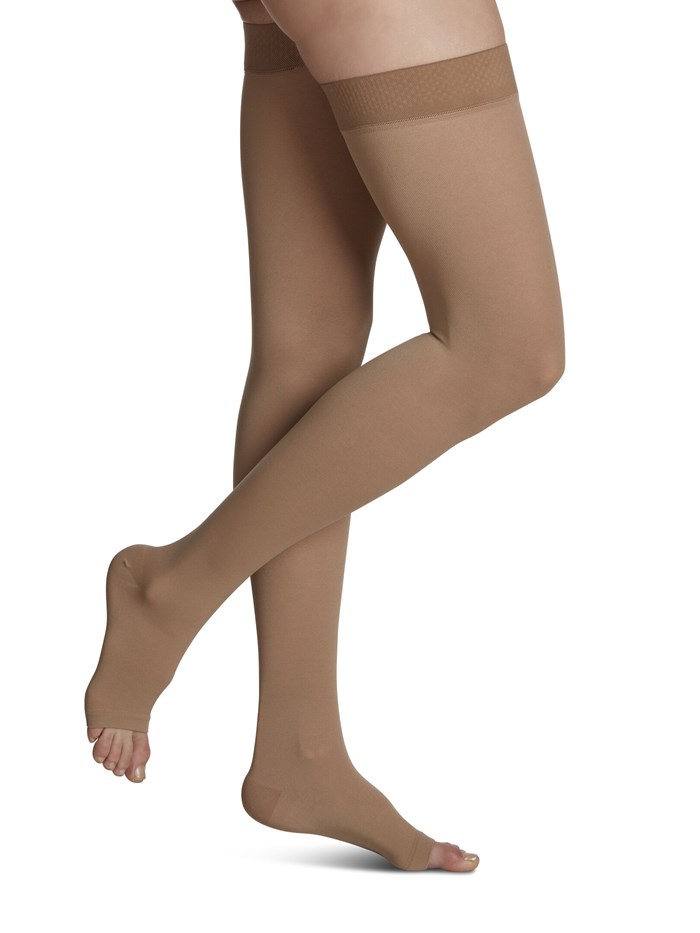 Essential Opaque Thigh With Grip Top
